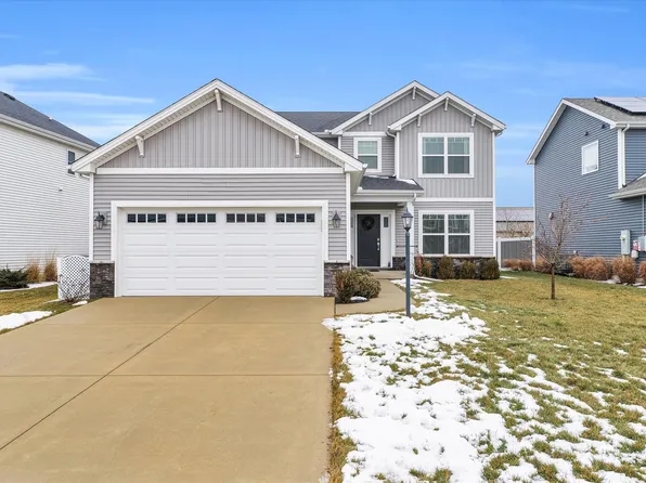 110 Gailardio, Savoy, IL 61874