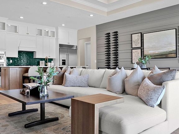 Mahogany Grand Gathering Room