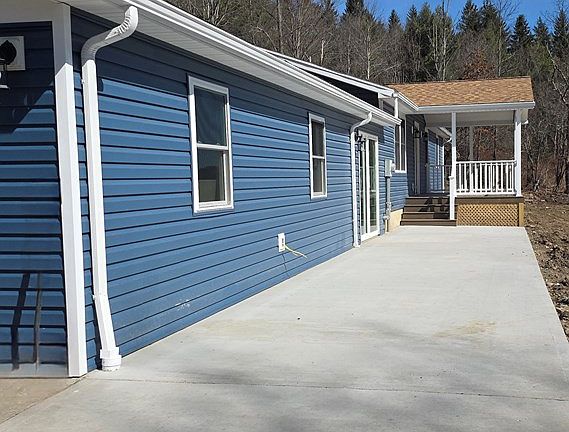 3rd image of 2551 Chamberlain Rd