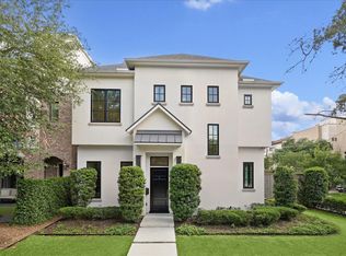 4521 Blossom St, Houston, TX 77007