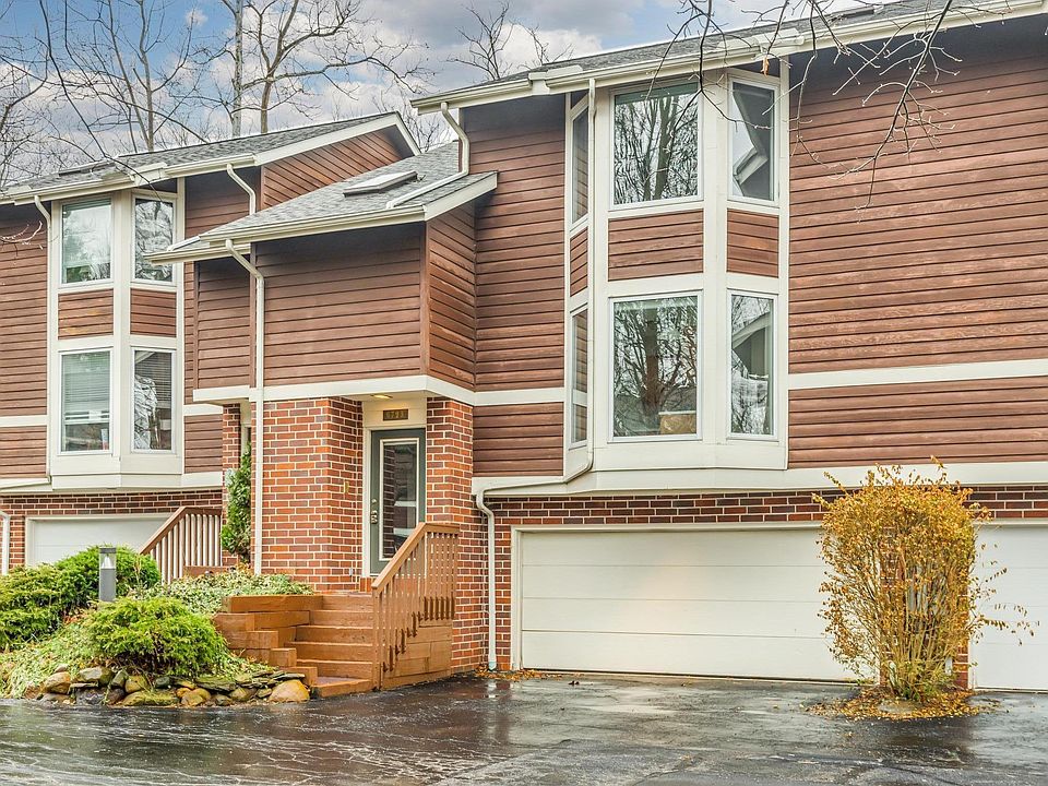 1st image of 6723 Old Royalton Rd #6723