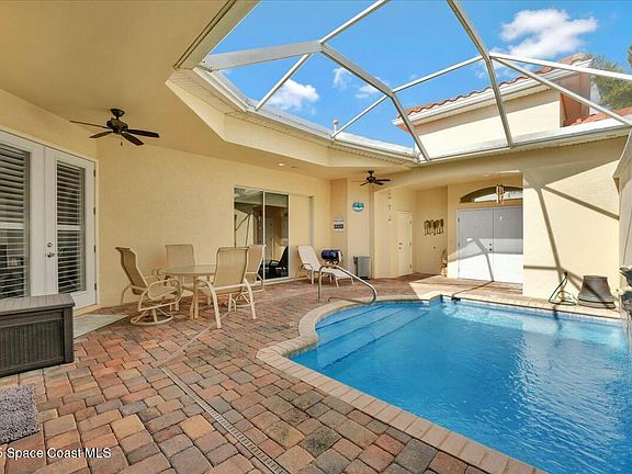 5th image of 8660 Villanova Dr #801