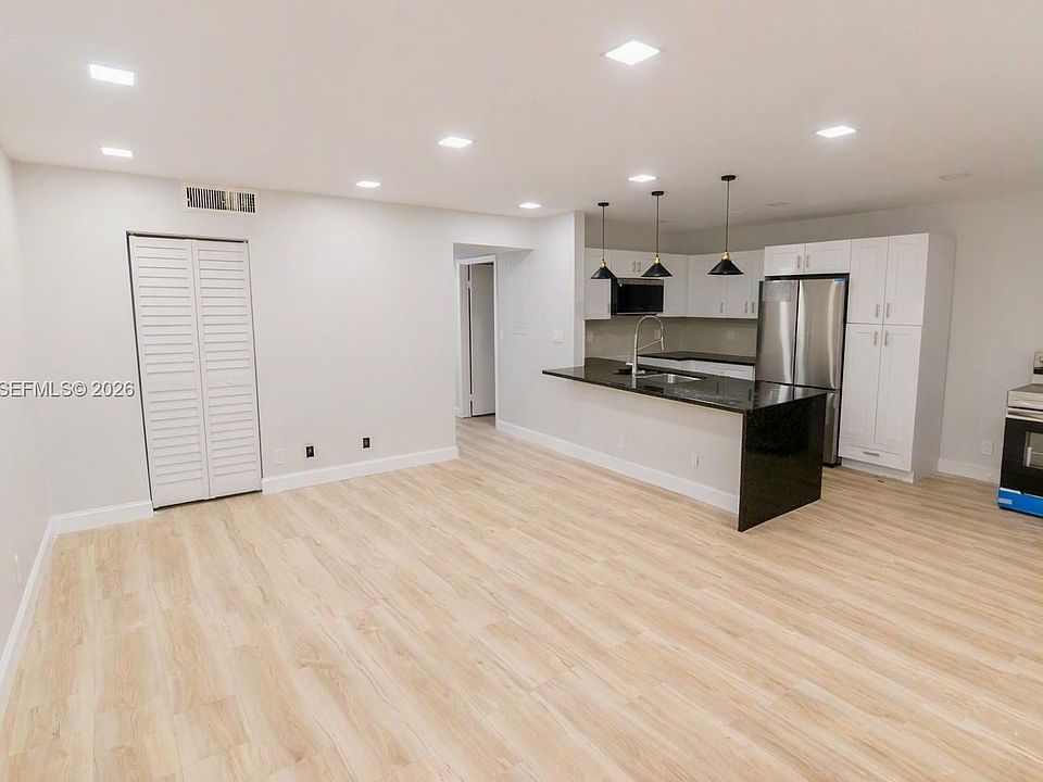1st image of 2100 Springdale Blvd APT 314