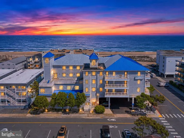 6 127th St #408, Ocean City, MD 21842
