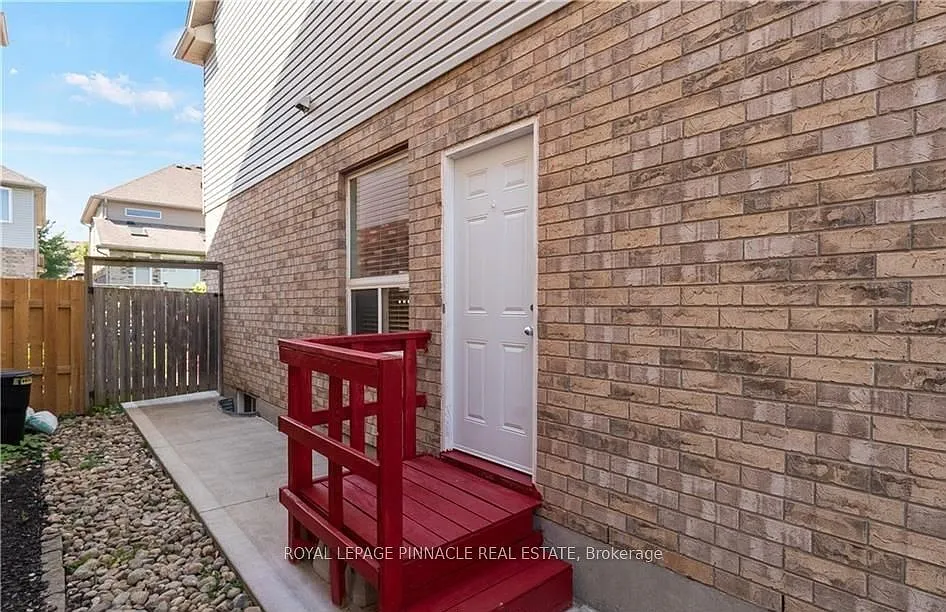 2 bed, $1,450 — Photo 2