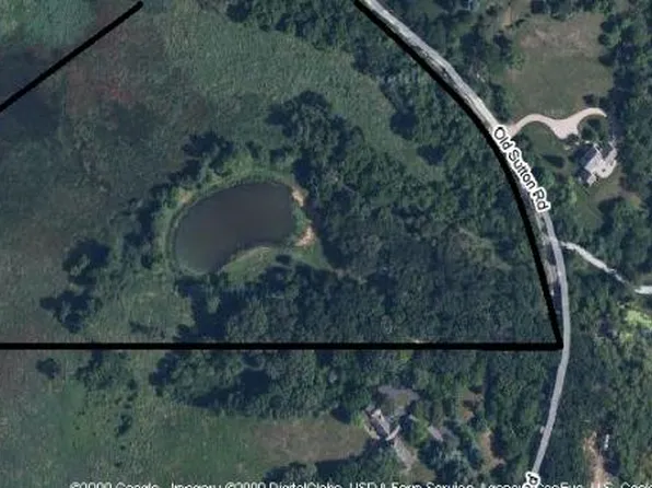 340 Old Sutton Rd, Barrington, IL 60010