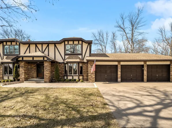 3770 Rosewood Ln N, Plymouth, MN 55441