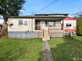 1520 S Bennett Street, Seattle, WA 98108