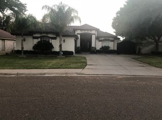 915 Sapphire St, Laredo, TX 78045