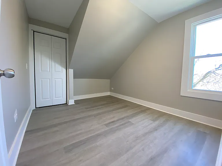 1542 Victoria Ave #5 — Photo 5