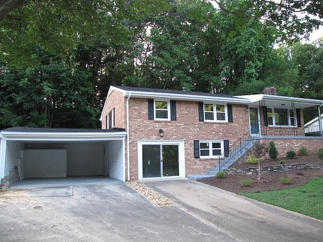 1st image of 421 Wimbish Dr