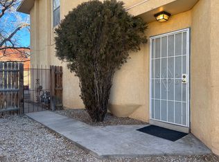 305 Valencia Dr SE #1B, Albuquerque, NM 87108