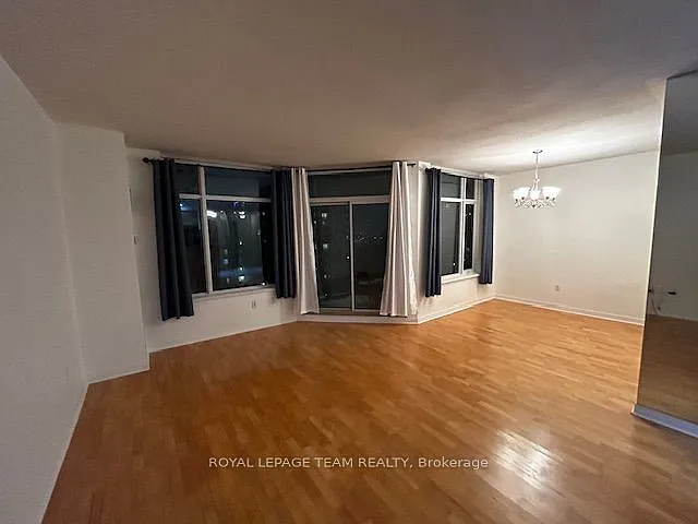 570 Laurier Ave W #1801 — Photo 10