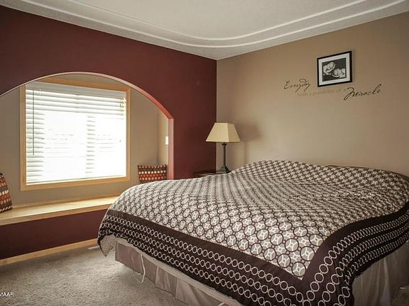 5th image of 1911 Street Cir S #35