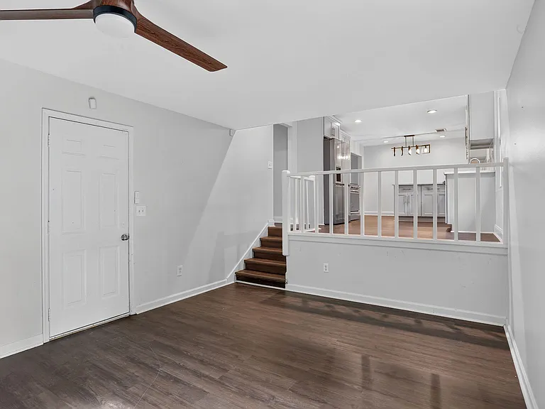 2891 Tipany Ct — Photo 11