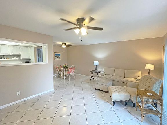5th image of 210 Main Blvd APT 1B