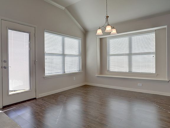 2nd image of 502 Waterford St