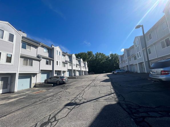 182 Stonefield Dr APT 5