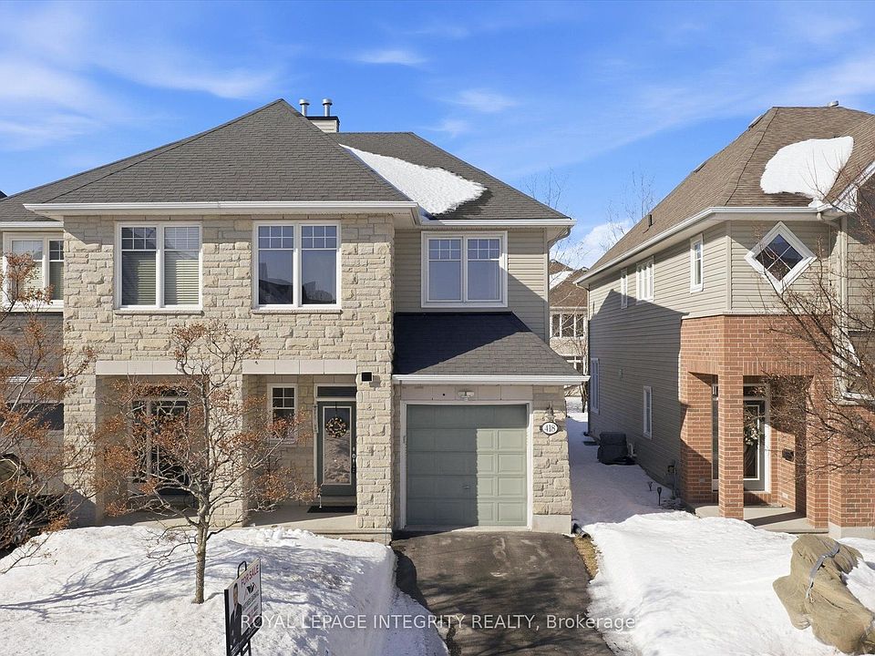 1st image of 418 Rochefort Cir