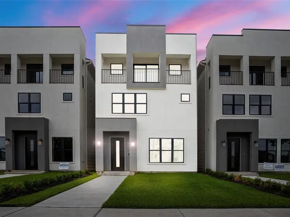 15000 S Richmond St #3, Houston, TX 77082