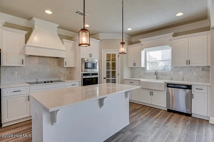 5 bed, 3.0 bath, 2773 sqft, $2,600 — Photo 4