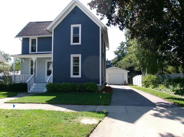 311 East Maple Avenue, Beaver Dam, WI 53916