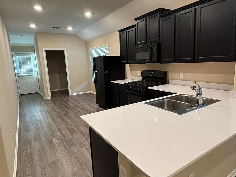 22653 Malvicino Dr — Photo 6