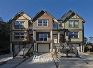 2755 SW Sylvan Heights Dr, Seattle, WA 98126