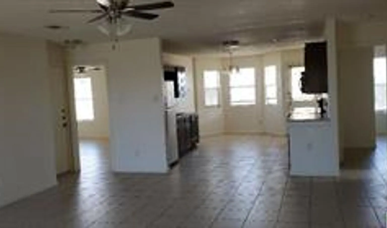 4508 Waterproof — Photo 2