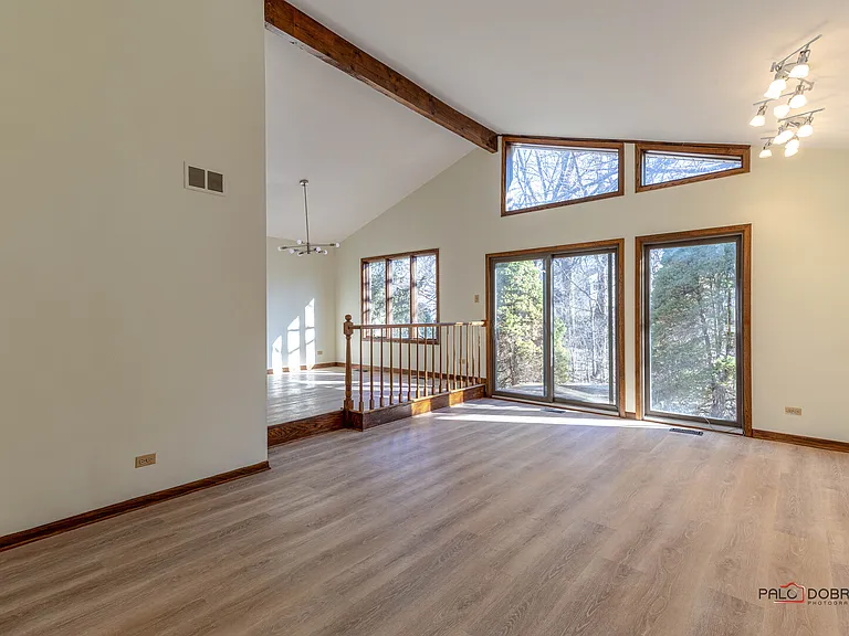2450 Chas Dr — Photo 15