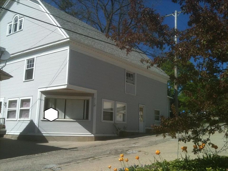 1st image of 217 1/2 S Park St