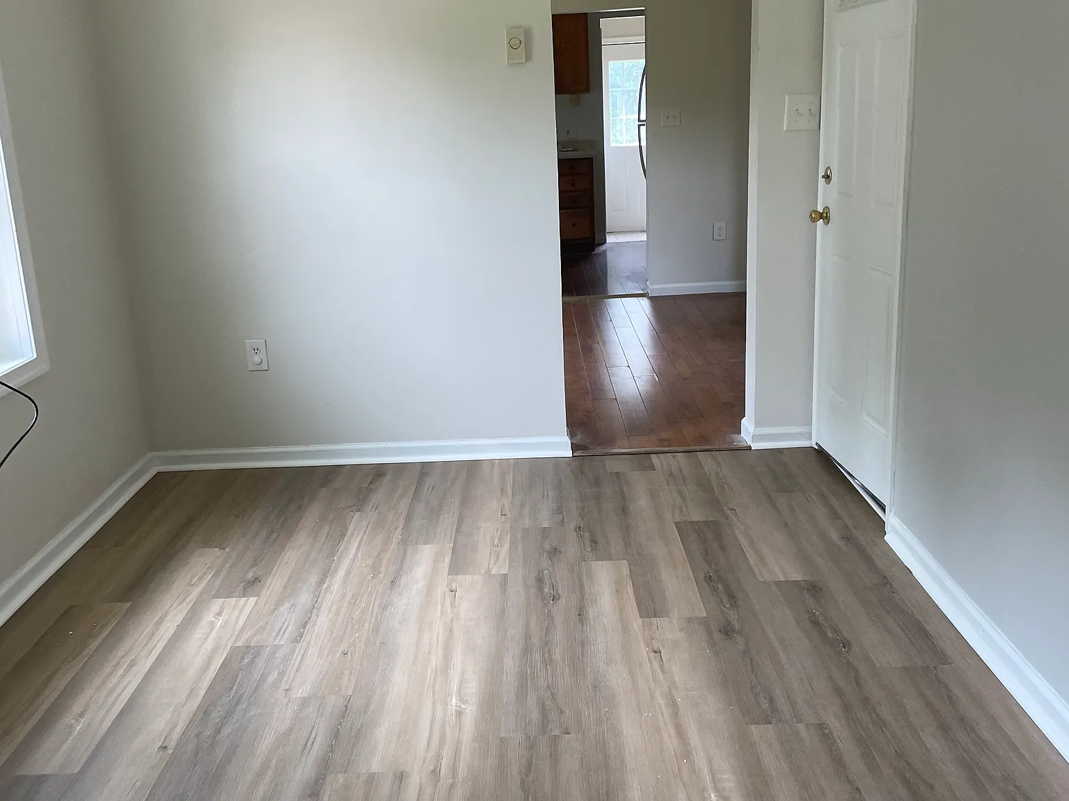 44 S Smith Ave — Photo 1