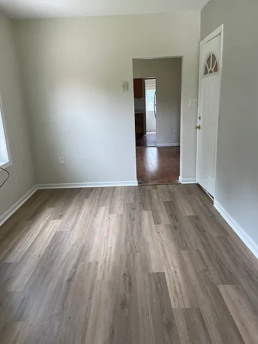 44 S Smith Ave Photo 1