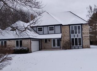 1579 Queens Ct, Westlake, OH 44145