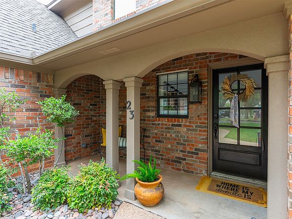 3rd image of 23 Lytle Place Dr