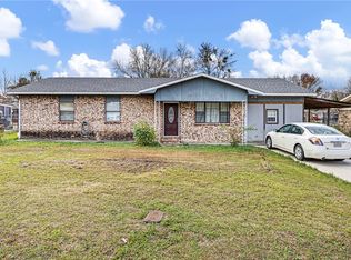301 Alice Ln, Lavaca, AR 72941