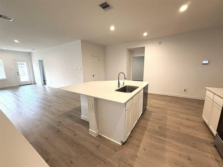 30215 Lone Peak Dr — Photo 8