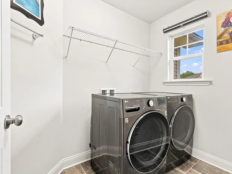 4228 Textile Ln SW — Photo 9