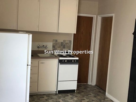 4th image of 905 Walnut Dr #37