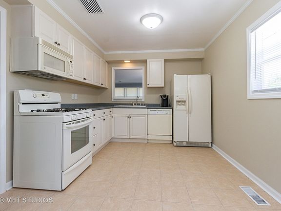 4th image of 120 Nanti St