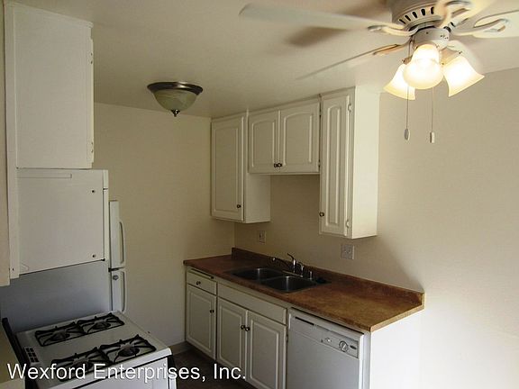5th image of 710 Sportfisher Dr APT C