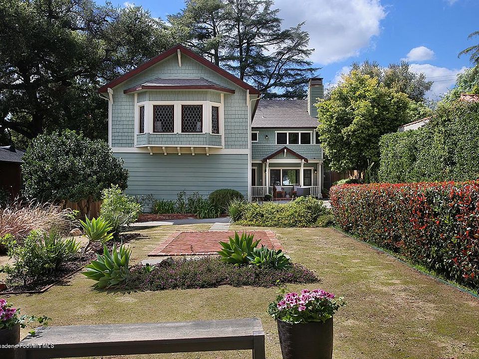 1st image of 2367 Holliston Ave