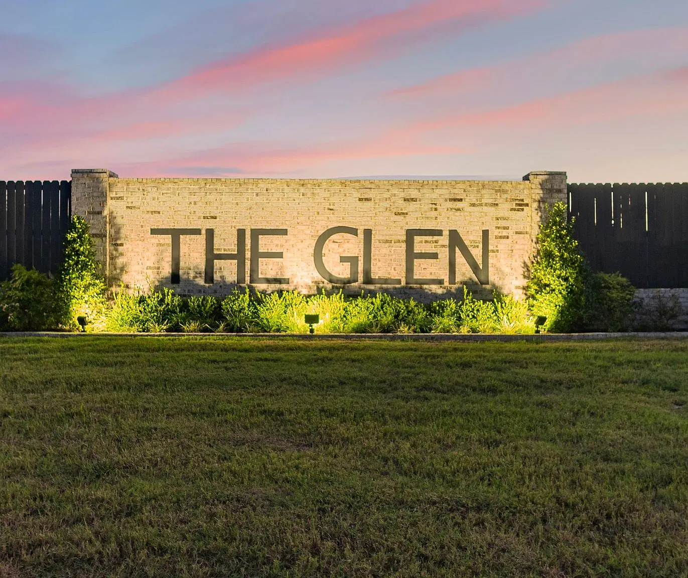 The Glen — Photo 1