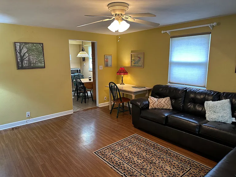 2210 Hollywood Pl #FRONT — Photo 12