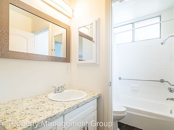 5th image of 835 W Rosecrans Ave APT 116