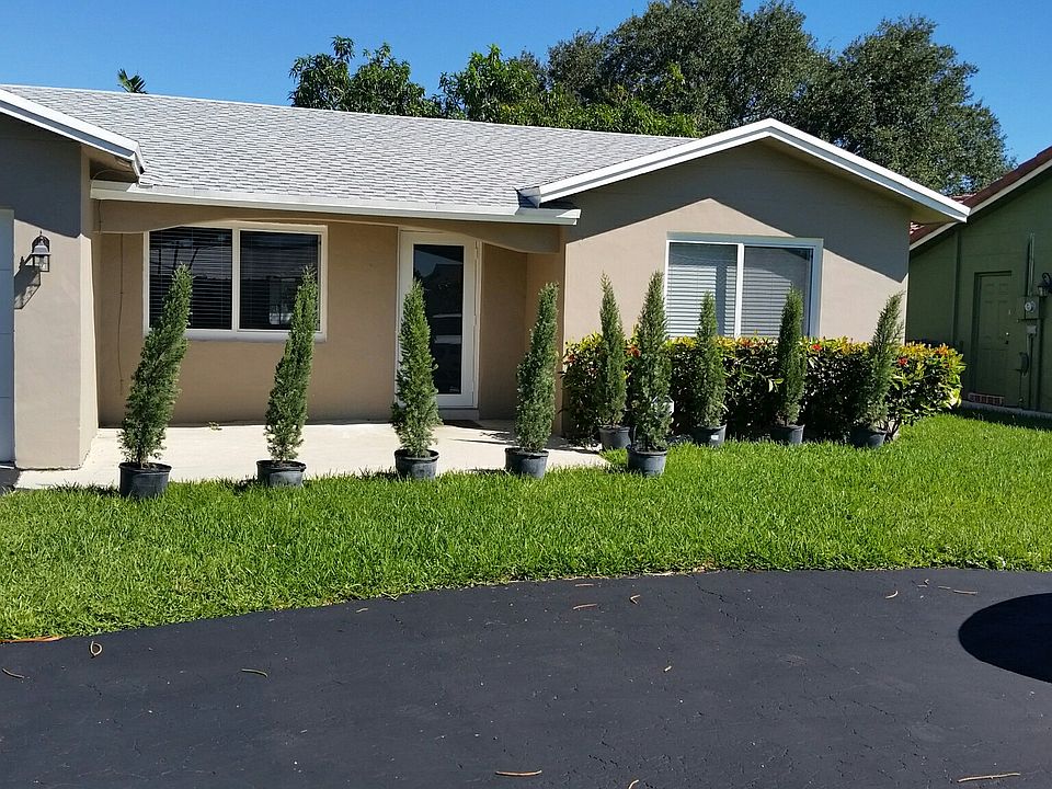 1st image of 8008 NW 108th Ave