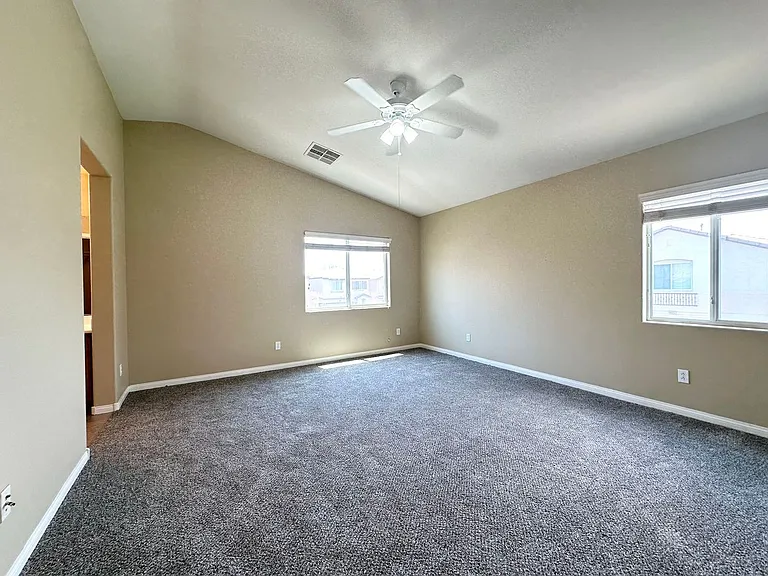 9539 Grandview Spring Ave — Photo 9