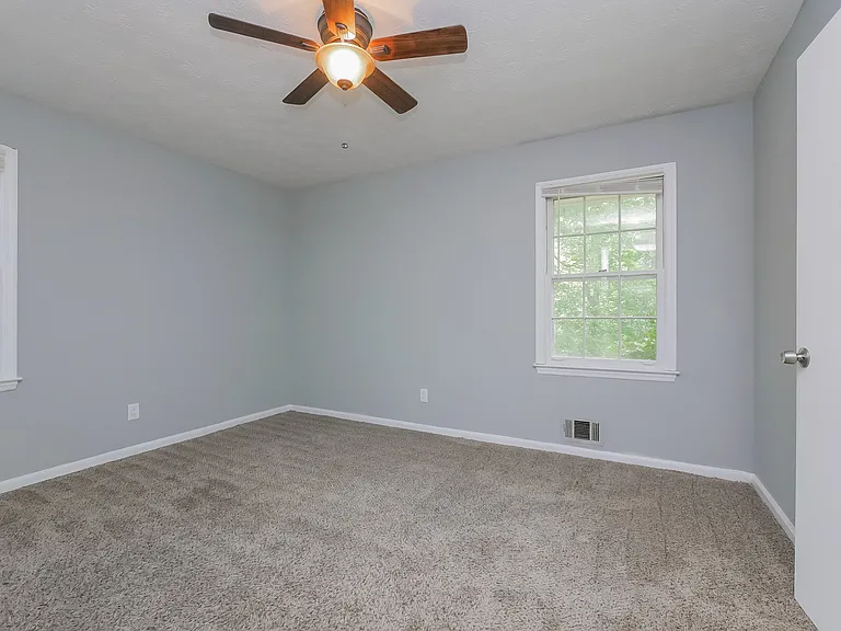 5645 Morning Creek Cir — Photo 20