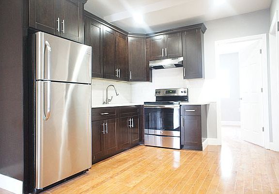 2nd image of 3124 Jerome Ave #1F