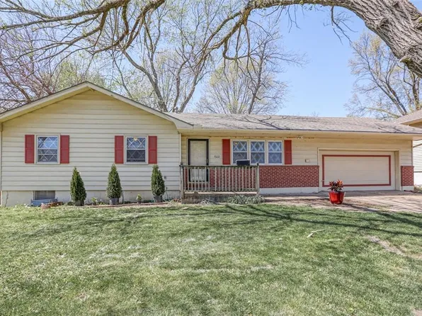 600 NE Magnolia St, Lees Summit, MO 64063
